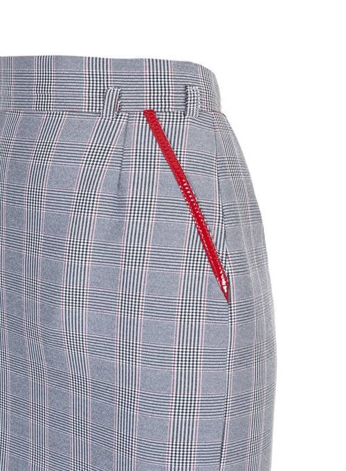 spódnica kratka z czerwonymi akcentami